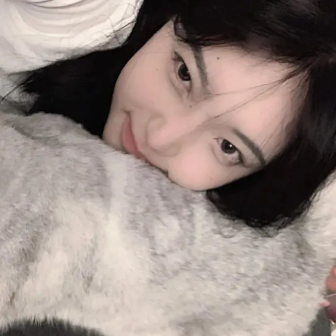 楼下的女人和楼上的男人